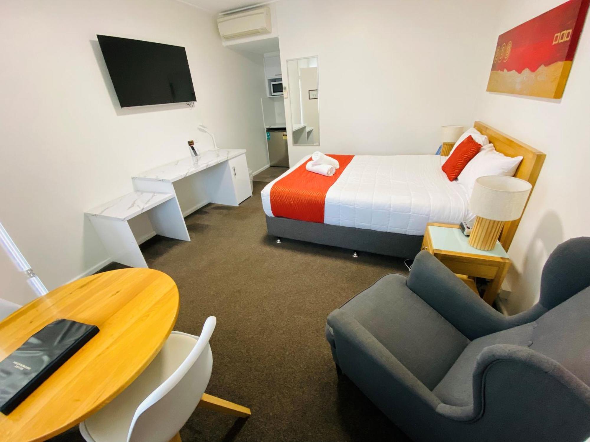 Colonial Lodge Motor Inn Yass Ngoại thất bức ảnh